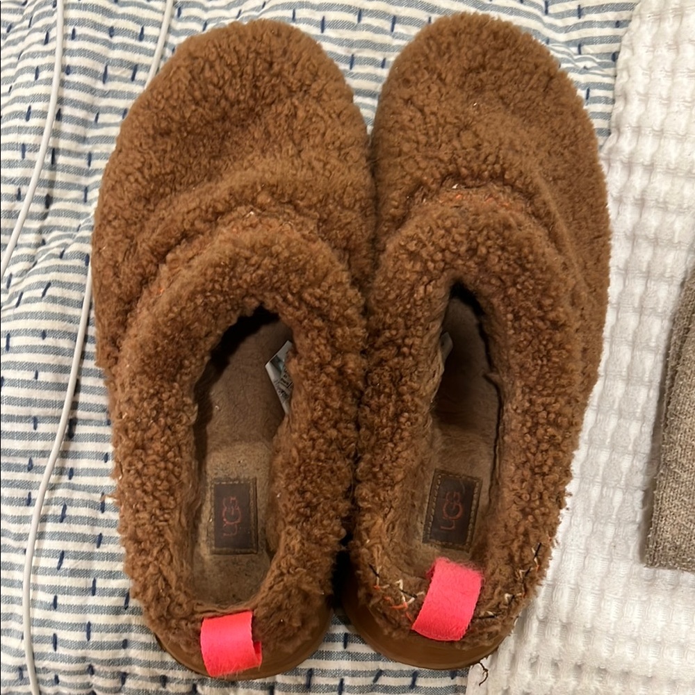 UGG tazz Slippers